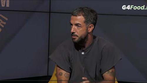 VIDEO | Unt făcut la putinei pentru un meniu nou / Chef Alex Dumitru explică de ce aduce o tehnică veche în bucătăria modernă a restaurantului