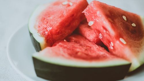 De ce diferă gustul pepenilor pe piață: în funcție de expunerea la soare, soi sau hibrid, sol și tehnologie / „Unii hibrizi sunt creați să aibă mai puține glucide, ca să poată fi consumați și de diabetici” - specialist horticultură