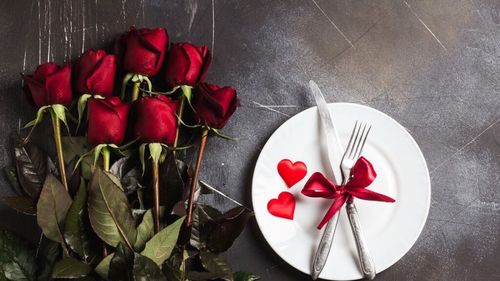 Ce propun restaurantele de Valentine's Day în București. Meniuri speciale pentru două persoane, atmosferă, muzică și prețuri pentru toate buzunarele