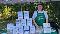 INTERVIU | A pornit cu trei hectare de aronia și produce astăzi până la 20 de tone pe an. Alexandru Andrieși, antreprenor din Suceava: „Dacă nu știi să vinzi, ai o problemă”