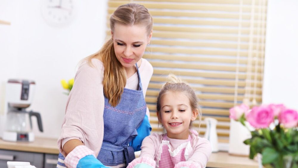 „Oare ce zic iubitorii de raw despre toxiinfecțiile alimentare?” / 5 măsuri de siguranță alimentară pe care le poți lua, potrivit nutriționistului Tania Fântână