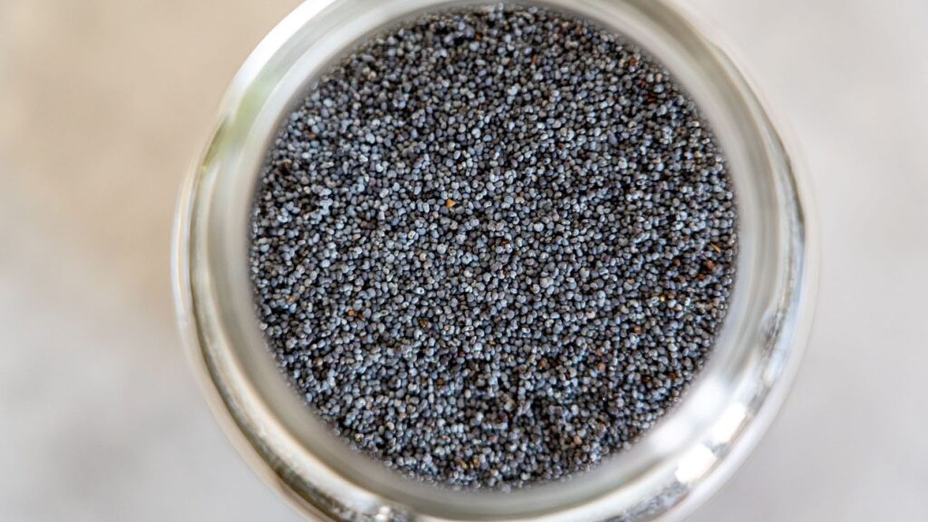 Mai multe loturi de seminţe de mac, retrase de la comercializare din cauza depăşirii concentraţiei de alcaloizi de opiu