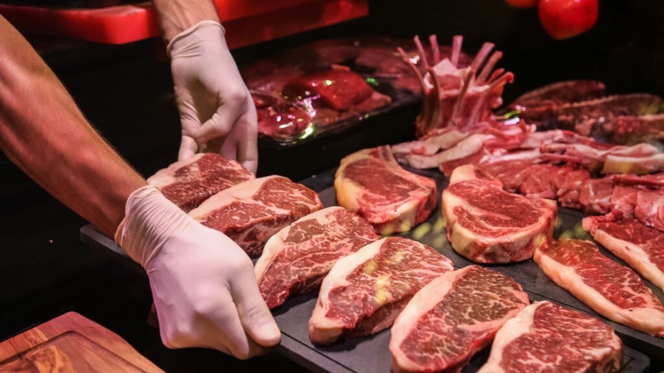 Noile tarife impuse de China la carne de vită schimbă echilibrul global / Acordul UE–Mercosur capătă un nou impuls, dar crește presiunea pe exportatorii sud-americani după decizia Chinei