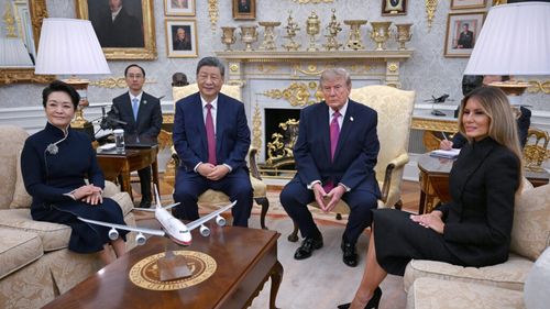 Ce au mâncat Trump și Xi Jinping la cina de stat de la Casa Albă / Meniu cu influențe chineze și miere recoltată la Casa Albă