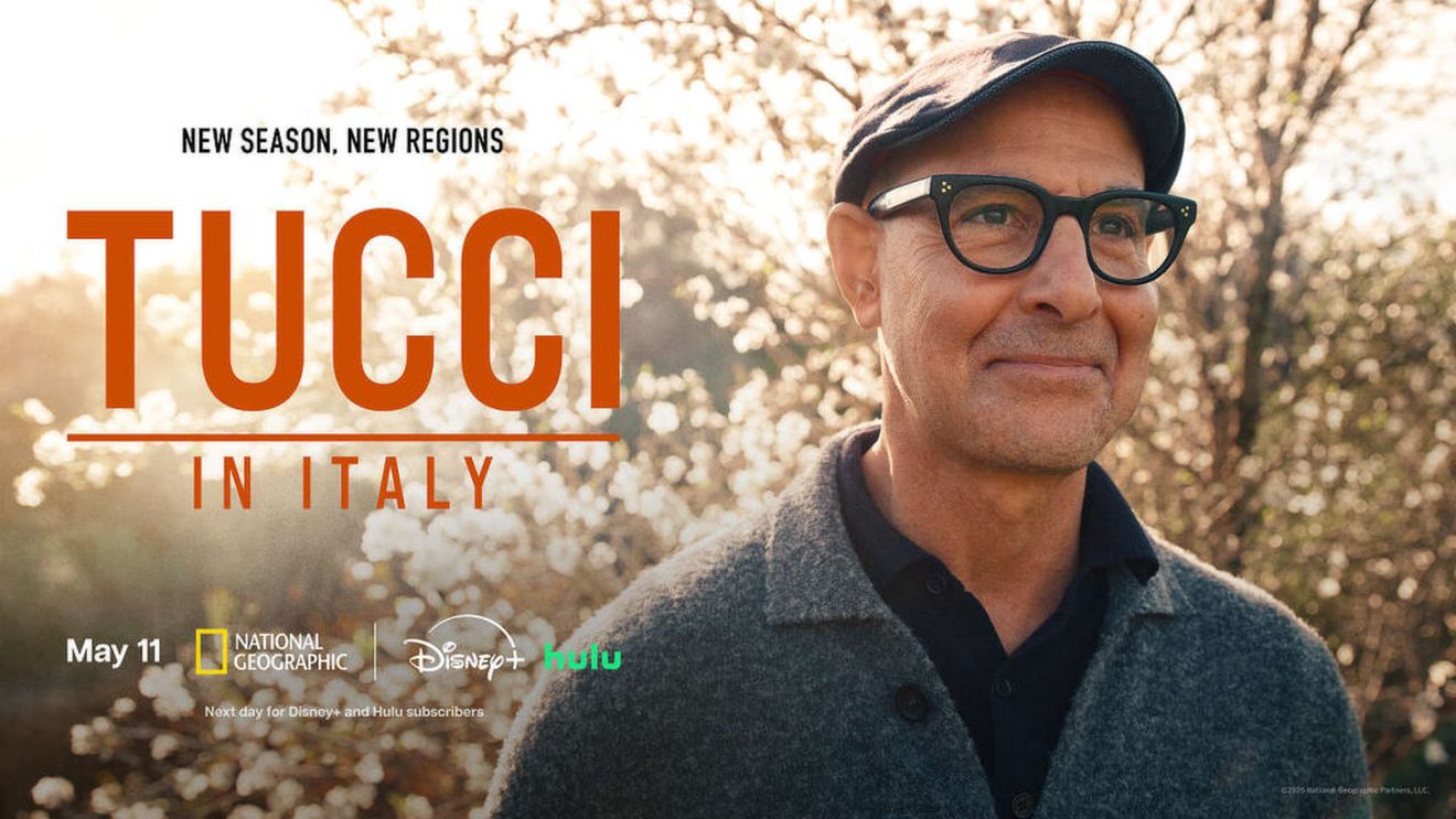 De la „Diavolul se îmbracă de la Prada 2” la „Tucci in Italy” sezonul 2. Cum a transformat actorul Stanley Tucci mâncarea într-o poveste despre memorie, boală și identitate. „Creativitatea culinară poate fi o formă perfectă de artă”, scrie el în cartea autobiografică, „Gust”