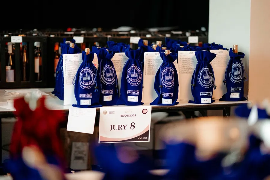 Record de medalii româneşti la cel mai mare concurs de vinuri roze din lume