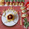 Restaurantul în care nu poți comanda nimic de mâncare / O artistă a tricotat peste 1.000 de preparate italiene