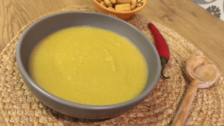 VIDEO FOTO | Groninger Mosterdsoep, supă de muștar olandeză. Baza e de vichyssoise, un preparat clasic franțuzesc