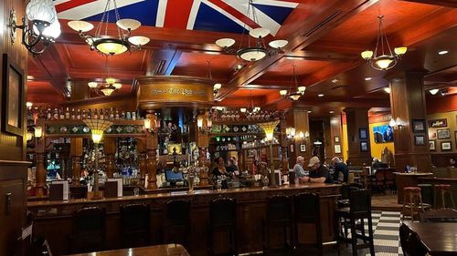 Pub-urile din Marea Britanie afectate de majorarea impozitului pe proprietăţi comerciale/ Multe s-ar putea închide