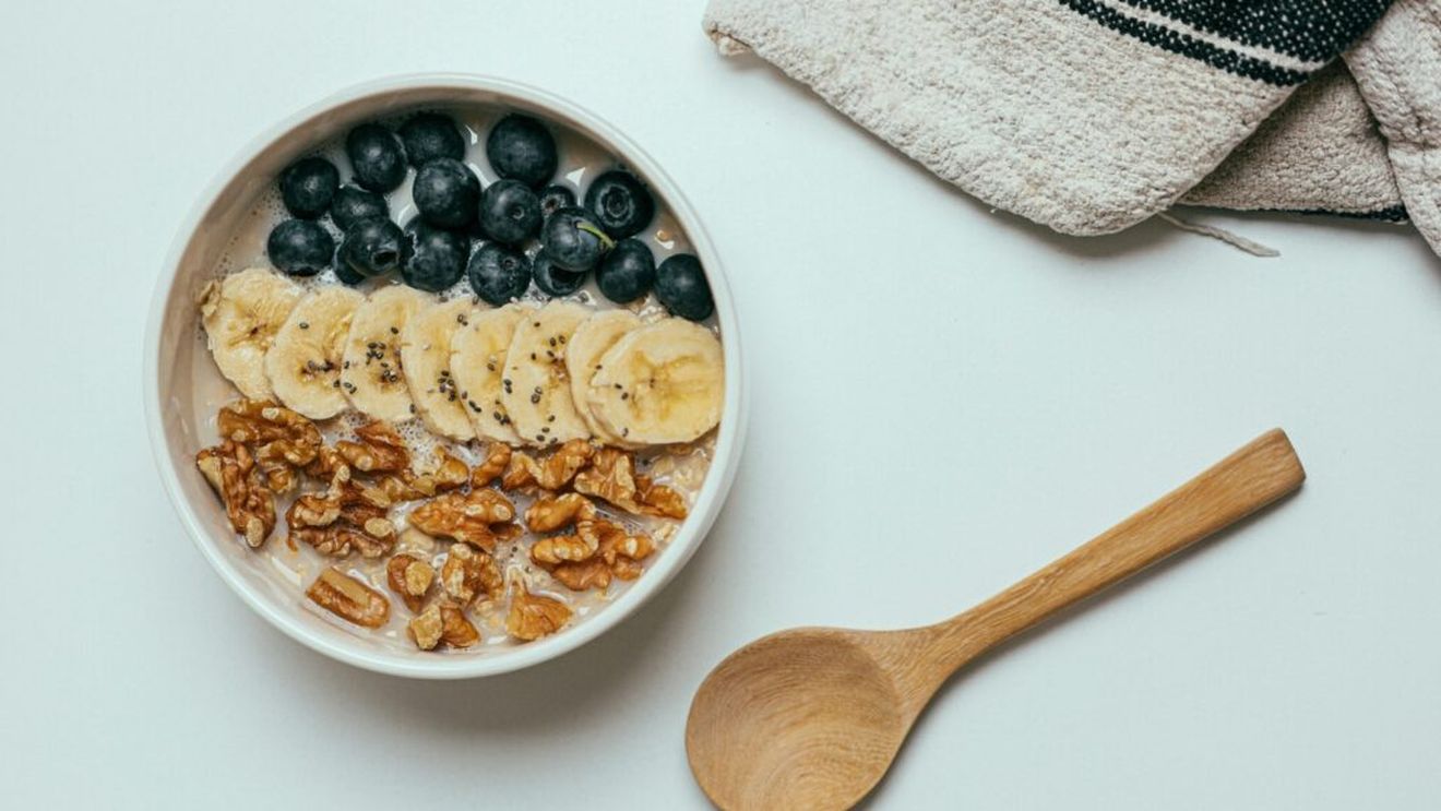 Șase alimente care pot reduce riscul de AVC / Specialiștii spun că sunt pline de nutrienți benefici care susțin sănătatea cardiovasculară