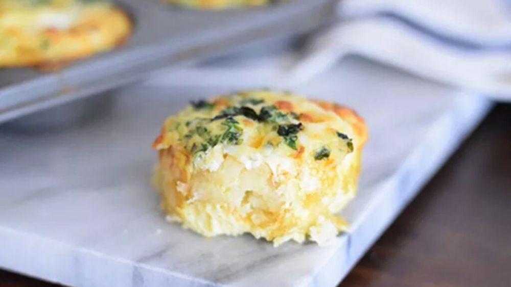 Hash brown crocant pentru micul dejun / O masă de dimineață rapidă, pe care o poți lua și la pachet dacă ești pe fugă