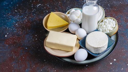 Șase mituri despre nutriție, demontate de un oncolog format la Harvard / De la frica de grăsimi până la ideea că sportul repară o dietă proastă