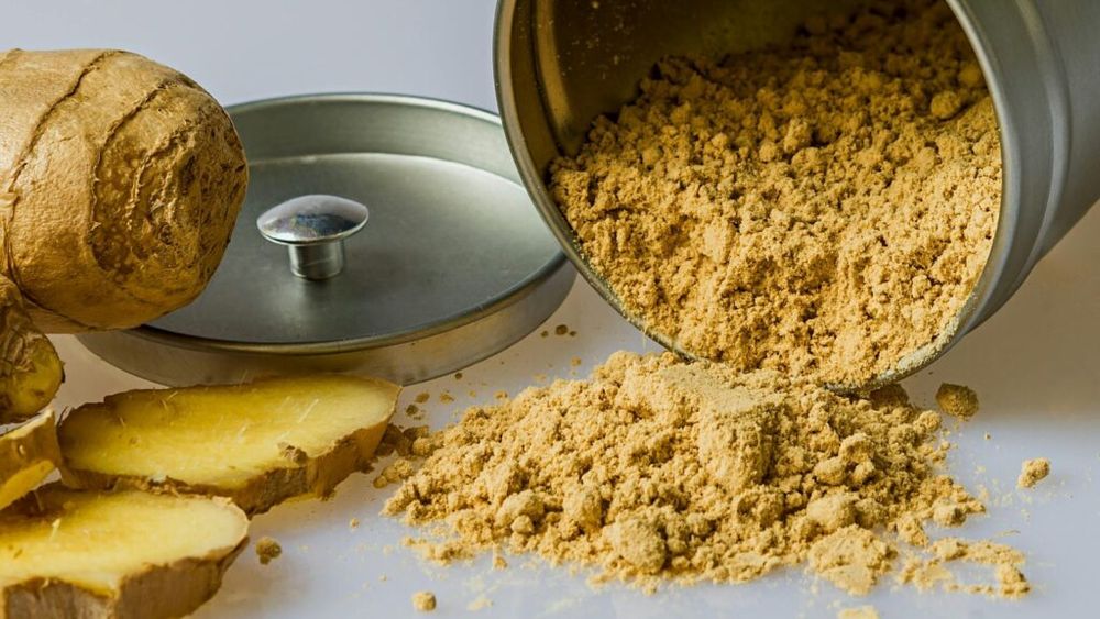 Cel mai bun condiment pentru a scădea nivelul zahărului din sânge / Nu atât de cunoscut precum scorțioșoara, ghimbirul este recomandat de nutriționiști pentru capacitatea sa de a reduce glicemia și colesterolul