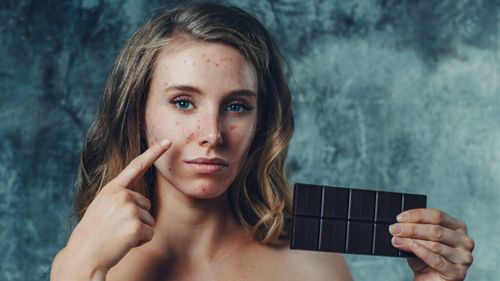 Zahărul poate să provoace coșuri? Iată ce spun experții / Legătura dintre zahăr, insulină și acnee: sfaturi pentru o piele sănătoasă