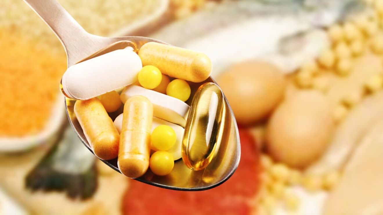 Combinații de alimente comune și medicamente care trebuie evitate, potrivit experților / De ce trebuie spus pas la lactate în cazul unor antibiotice