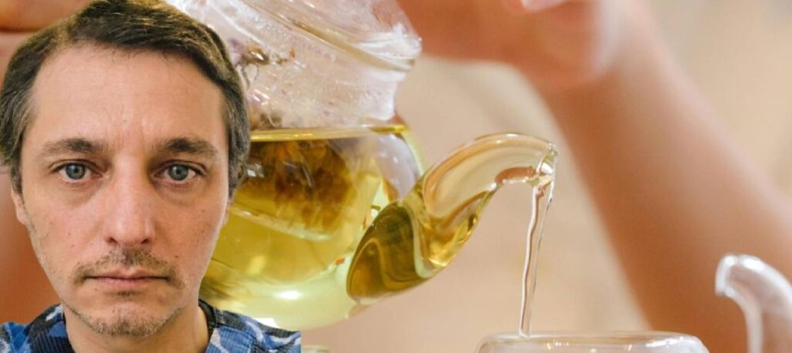Ai făcut excese alimentare, nu te simți bine și crezi că te-ar ajuta un ceai? Dr. Mirel Mogoș explică de ce nu funcționează întotdeauna acest remediu: „Nu există detoxifiere cu ceai! Rinichii și ficatul tău se ocupă de asta”