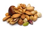 Care sunt cele mai sănătoase nuci? Trei nutriționiști au dat exact același răspuns / Sunt bogate în proteine, fibre și vitamina E