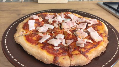 VIDEO. Rețetele Juanitei | Aluat de pizza făcut în casă / Rețeta fără cantități precise pe care o ții minte ușor