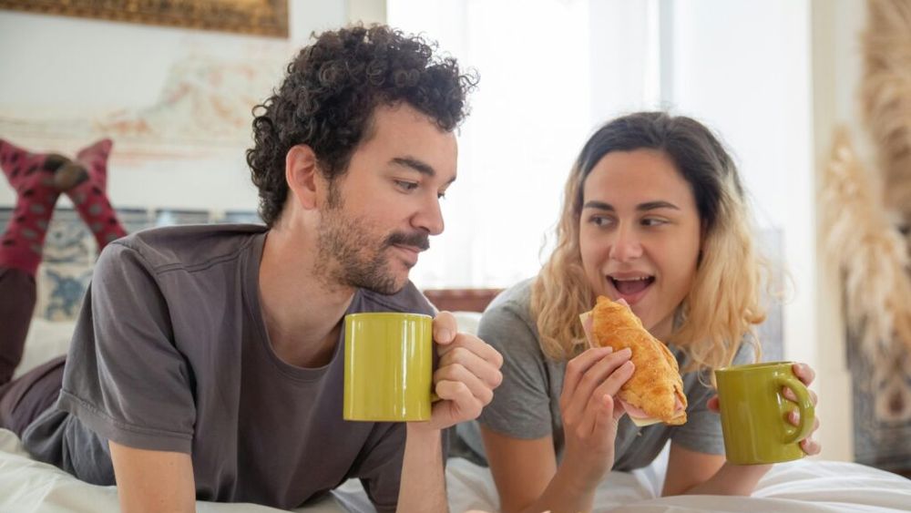 Cercetătorii confirmă: Absența micului dejun poate favoriza sindromul metabolic / „Prin faptul că mănânci dimineața, este posibil să consumi mai puțină mâncare pe parcursul zilei”