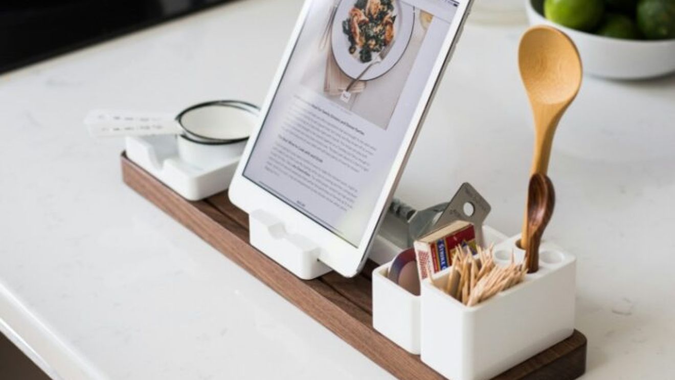 Roboți de bucătărie. Ce echipamente ne ajută în bucătărie sau gătesc în locul nostru