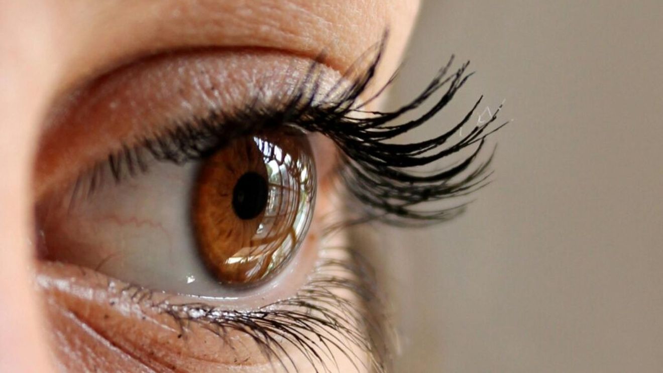 Cea mai bună dietă pentru prevenirea cataractei/ Fructele și legumele colorate, cerealele integrale, peștele gras și oleaginoasele, ideale pentru menținerea unei vederi sănătoase și prevenirea cataractei