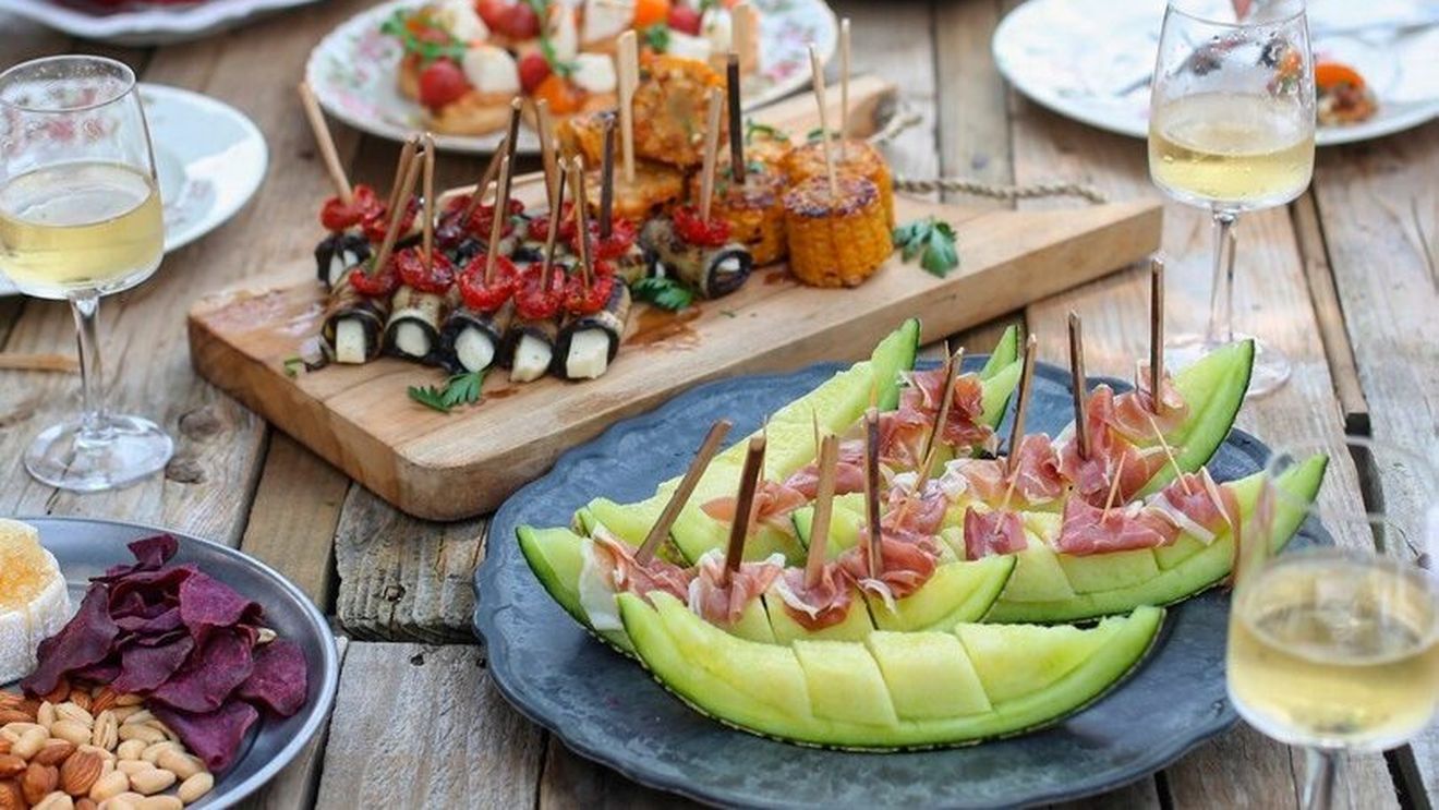 VIDEO | Cum se obține titlul de regiune gastronomică/ Cine ia decizia de a nominaliza o candidatură sau alta/ Ce condiții trebuie îndeplinite și care este calendarul de activități în anul în care zona geografică devine regiune gastronomică