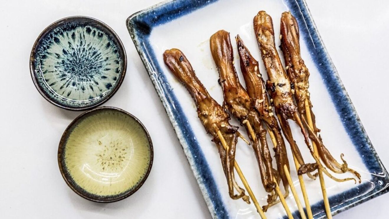 Limbi de rață – Aperitivul chinezesc neobișnuit care se consumă precum semințele/ Chinezii valorifică rața până la ultimul os