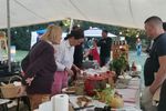 FOTO-VIDEO | Festivalul La Pas aduce la Timișoara producători locali, mâncare din Banat și discuții despre viitorul hranei