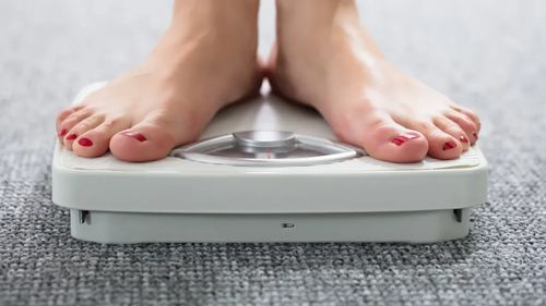 SONDAJ: Obezitatea este o boală sau este doar o consecință a stilului de viață? Care sunt implicațiile pentru organism? Dar soluțiile?