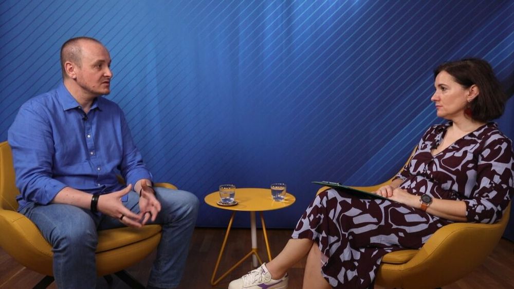 VIDEO | „FÂNTÂNA DE SĂNĂTATE”. Andi Cârlan, pacient oncologic: Înainte de diagnostic, mă știau vânzătorii de la fast-food după numele mic. Mâncam foarte prost și nu-mi băteam capul cu dietele” / „Mersul pe jos a fost terapia mea”