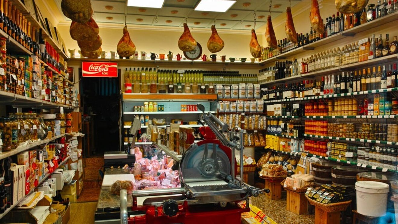 Ce cadouri gourmet poti aduce  cu tine în bagaj după un city break în Italia. Există și servicii shop&delivery în aeroporturi