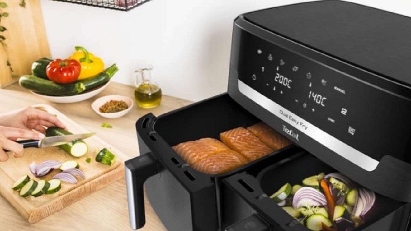 5 aperitive ușor de preparat cu ajutorul friteuzei/ Rețete de sezon pentru o masă rapidă, o gustare pe terasă cu prietenii sau o petrecere