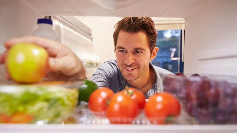 Temperatura corectă în frigider: ghid complet de organizare / Unde se păstrează fiecare aliment