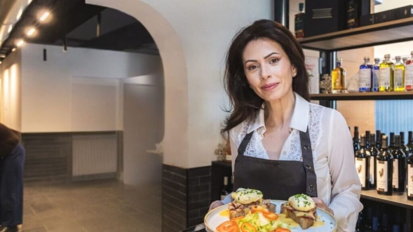 VIDEO | Ladies & business (Episodul 10) | Alexandra Staicu reînvie o tradiție uitată: băcănia / „Vrem să fie o legătură între generații, prin gust. Ne mândrim cu produse proprii”