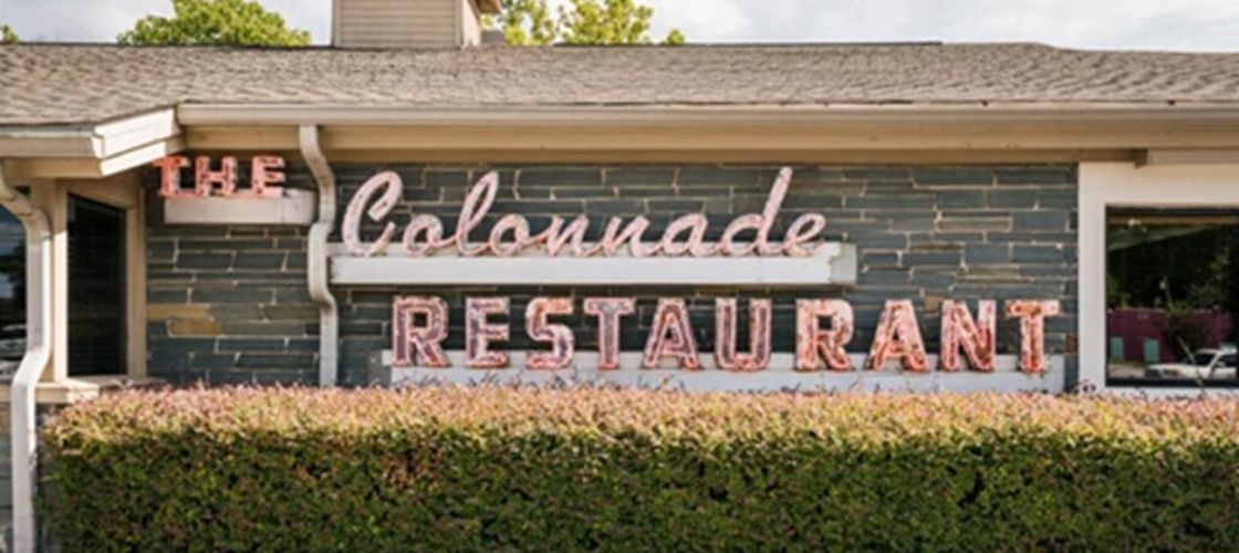 Restaurantul în care se servește pui de aproape 100 de ani / Clienții cei mai fideli l-au cumpărat, pentru a-i păstra tradiția