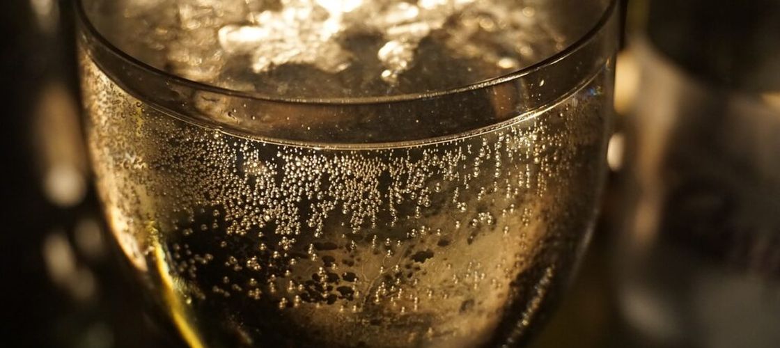 Ziua Prosecco. Cum a devenit celebrul vin spumant italian unul dintre cele mai populare din lume