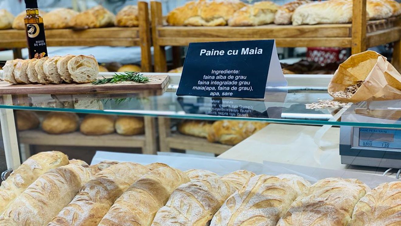 3 produse românești, marca Auchan, desemnate Produsul Anului 2024: pâinea cu maia, vita bio și miezul de nucă (P)