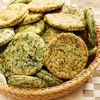 Biscuiții proteici cu spanac și feta care au gust de spanakopita grecească / Rețeta mediteraneană gata în 30 de minute