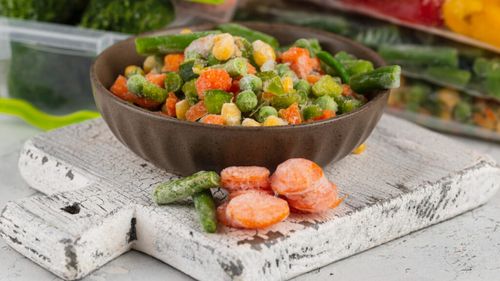 De ce nu ar trebui să fierbi legumele congelate / Experții explică cum pierzi nutrienți fără să îți dai seama / Metodele corecte care păstrează vitaminele