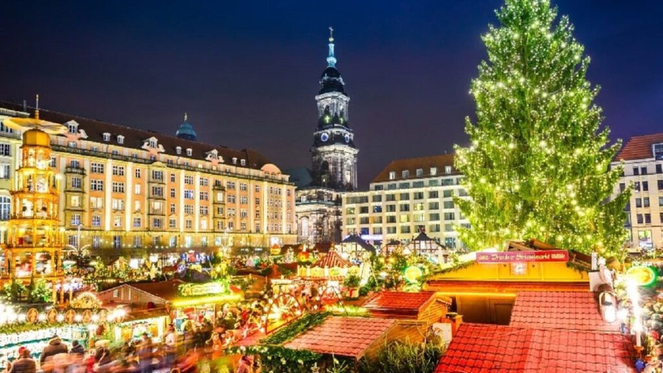 VIDEO | Turtă dulce după rețeta locală, cozonaci cu fructe sau vin fiert la faimosul târg de Crăciun de la Nürnberg, deschis vineri