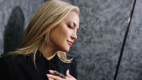 Kate Hudson a dezvăluit, recent, ce băutură, din două ingrediente comune, bea în fiecare dimineață/ Și tu poți prepara băutura matinală a actriței și chiar poți urma rutina ei zilnică