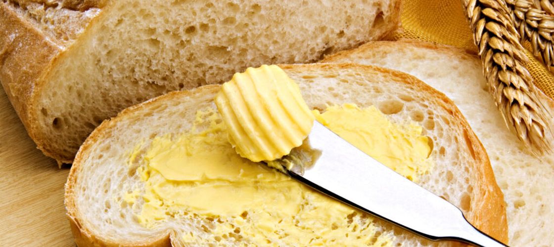Unt sau margarină în prăjituri sau aluaturi? Un specialist în alimentație explică diferența care poate schimba complet rezultatul
