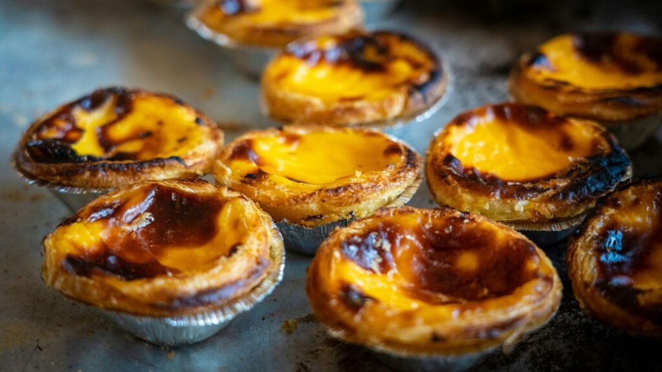 Cum au ajuns celebrele tarte portugheze „Pastel de nata” să fie produsul de patiserie preferat la Bruxelles: „Ocupă un loc special în istoria Europei”
