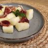 VIDEO FOTO | Aperitiv mediteraneean. Pepene galben cu prosciutto sau jamon. Rețeta simplă italiană sau spaniolă care îmbină gusturi dulci și sărate