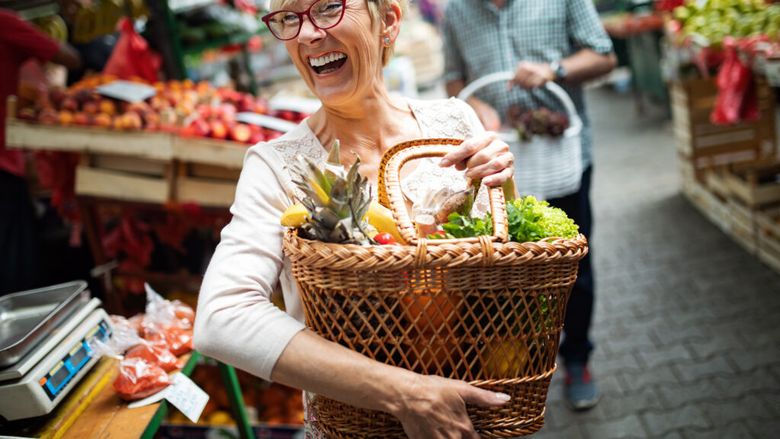 Longevitatea nu înseamnă doar mai mulți ani de viață / Cinci obiceiuri care pot ajuta creierul să rămână în formă / De ce e impotantă alimentația