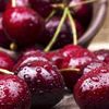 Care dintre aceste trei fructe de sezon sunt mai sănătoase și/sau mai gustoase: vișine, cireșe, cireșe amare