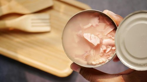 Tot ce poți să faci cu o conservă de ton. De la cele mai simple sandvișuri la rețete pentru prânzul de duminică