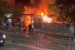 Incendiu puternic la un restaurant din București / Șapte persoane au fost evacuate din cauza fumului