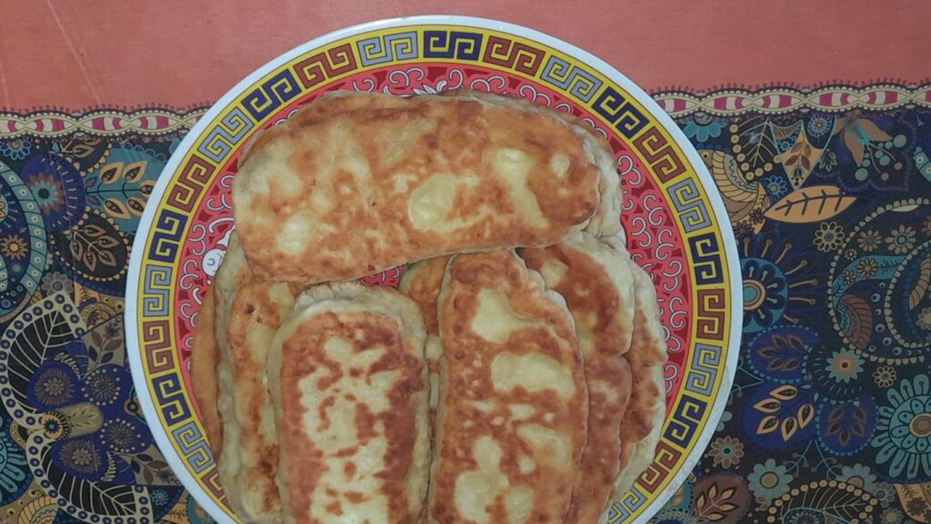 Rețetele bunicii: brânzoaice cu mărar, pentru momentele când nu îți prea pasă de siluetă