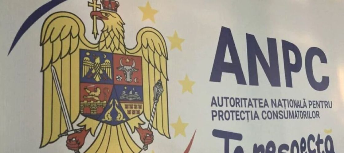 Mâncare caldă în vitrine improprii și frigidere murdare, în „principalul aeroport din țară”/ Amenzi de 50.000 de lei date de ANPC la aeroportul Henri Coandă